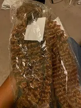 Extensión de pelo natural de 22 pulgadas, pelo sintético rizado, fibra de alta temperatura, Ombre, marrón, 2 unidades/lote, extensiones de mechones de pelo ondulado