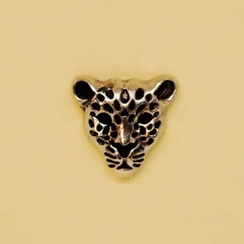 

Metal Panther badge (50542)
