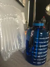 QuiFit-botella de agua de 3,78l, 2,2 L, 1,3 L, 128oz, galón, con pajita de plástico transparente, herramienta de gimnasio, jarra, taza deportiva gratis de BPA