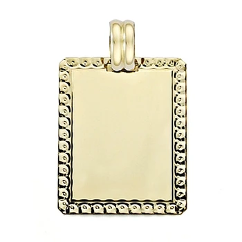 

18k gold pendant veneer edge carved 26mm. [7560]