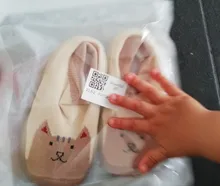 Zapatos antideslizantes para niños, Calcetines antideslizantes de algodón para recién nacidos, con suela de goma, calcetines para interiores de dibujos animados
