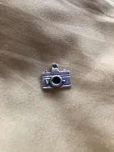 WYSIWYG 10pcs 15x14mm Color de plata antiguo bronce Cámara colgante encanto Cámara colgante colgantes encanto