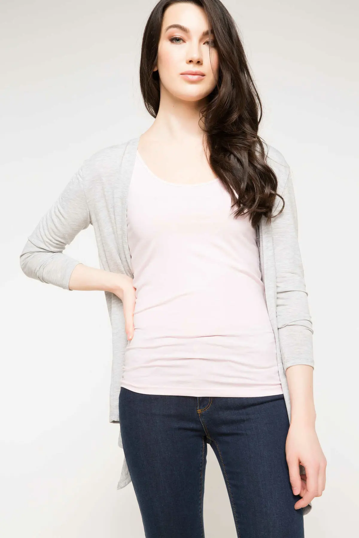 

DeFacto Women Fashion Thin Black Knitted Cardigans Female Casual Joker Simple Knitted Cardigans Women -G7662AZ17SP-G7662AZ17SP