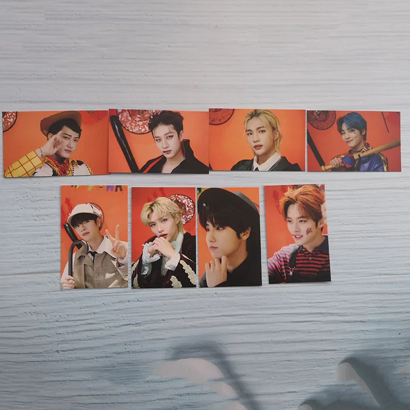 

KPOP 8pcs/set Stay Kids Back Door LOMO Card Bang Chan Lee Min-Ho Han Hwang Hyun-Jin Photocards Postcard Fans Collection