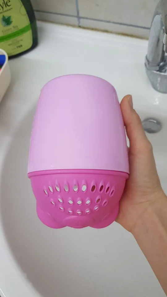 Baby Shampoo Rinsing Cup Cartoon Waterfall photo review