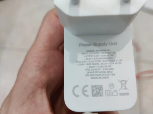 Отзыв о товаре Оригинальный адаптер питания Oneplus Warp Charge 65 Вт, быстрое зарядное устройство стандарта ЕС и США 65 Вт, кабель Type C-Type C One Plus 9 pro 9R 8T 8 nord n100 от пользователя E***r