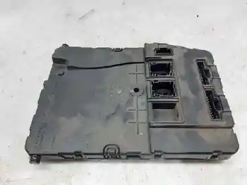 

RENAULT MEGANE II CLASSIC BERLINA RELES/fuses 8200306433