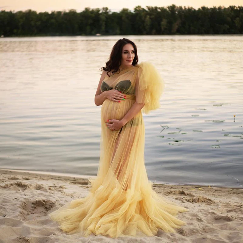 

Gold Chic Ruffles Photo Shooting Robes Illusion Tulle Pregnant Women Party Sleepwear For Maternity Shower Nightrobes Custom Made