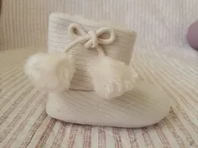 Botas de otoño e invierno para bebé, zapatos cálidos para niño y niña, zapatos de moda sólidos de bolas peludas para primeros pasos, zapatos para chico de 0 a 18M, 2019