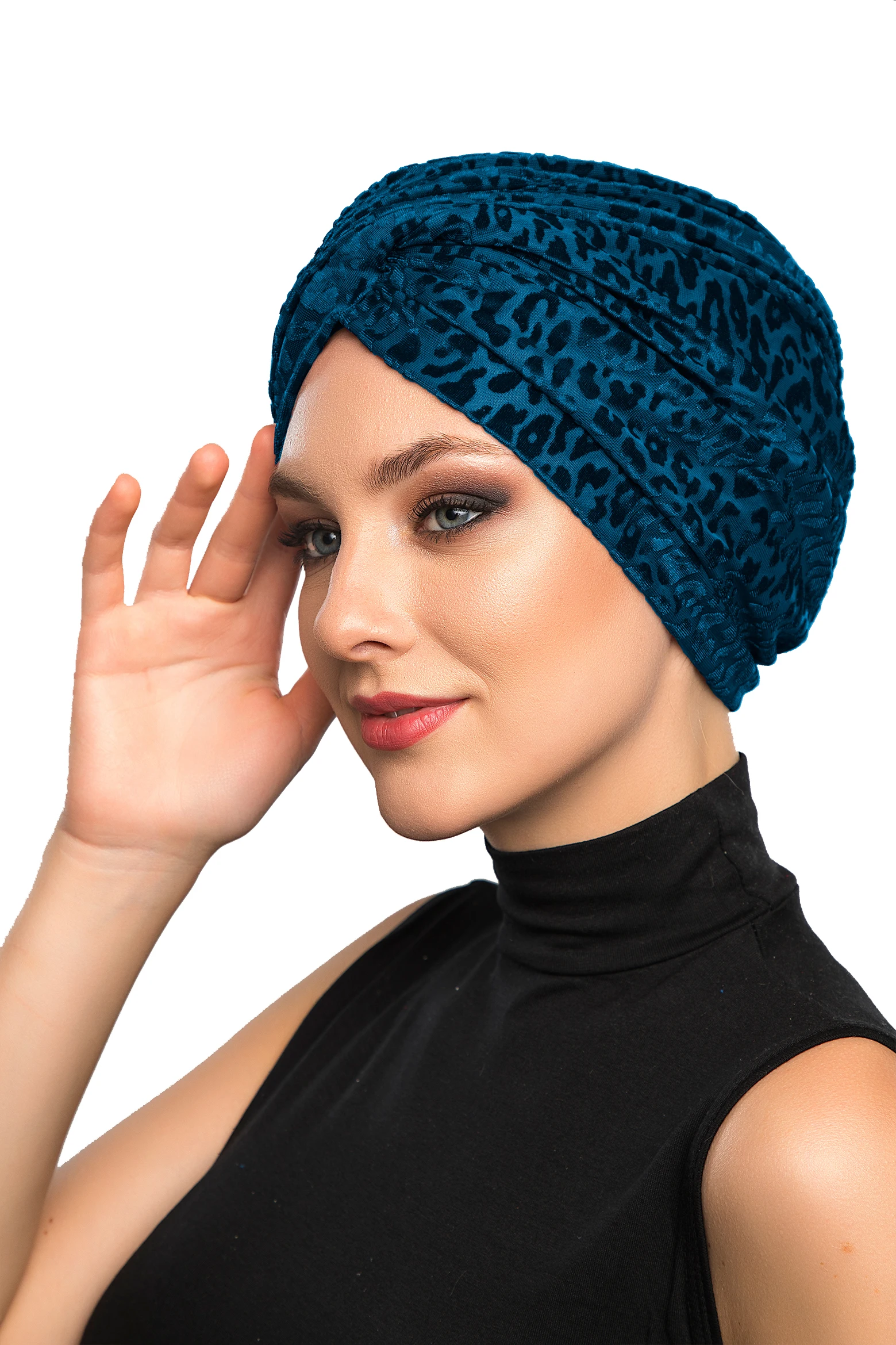 2022 New Fashion Velvet Flock Cross Ready Made Turban Hijab Bonnet Scarf Cancer Cap Special Women Product Beret Bandana Muslim  Chemo All Season Rib Lame Pearl Bead Patterened