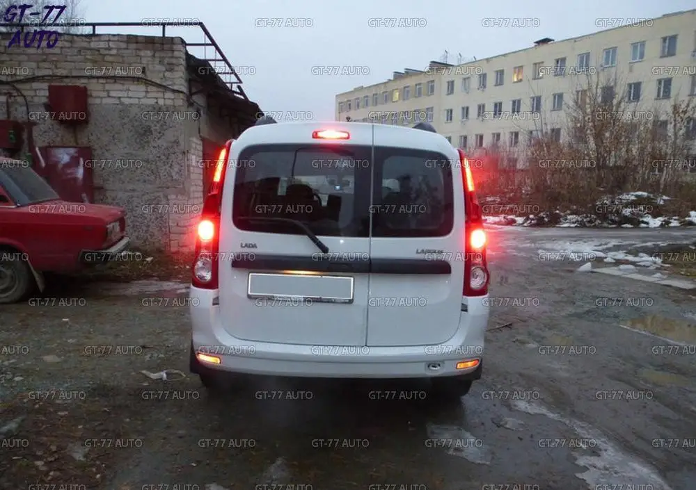 Дополнительный задний светодиодный чехол для Lada Largus 2012 защитный литой внешний