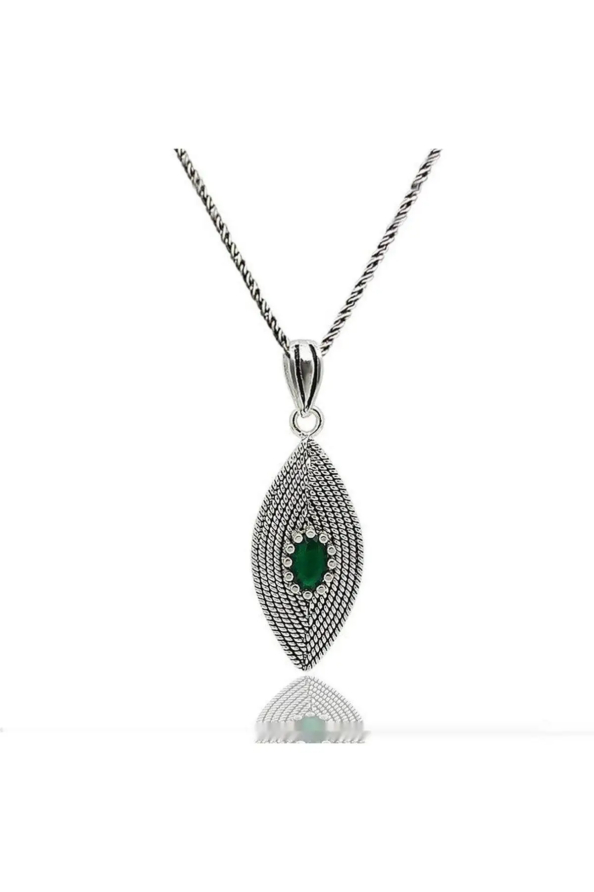 

Silver Shuttle Filigree Lady Necklace
