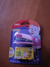 Mini grapadora de dibujos animados DELI, máquina grapadora con 1000 Uds. N. ° 10 grapas para oficina, suministros de encuadernación escolar, lindas grapadoras manuales