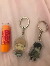 LLavero de ataque a Titan, colgante de llavero acrílico de doble cara, accesorios de Anime, llavero de dibujos animados, 2019
