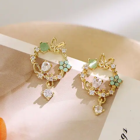 Daisy Round Hoop Earring For Women Delicate Korean Style Sweet Versatile Flower Earring Bride Wedding Engagement Jewelry