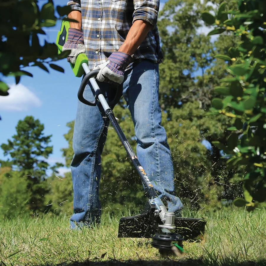 GreenWorks brushless motor 800W powerful G-MAX 40V