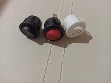1pc negro rojo blanco/redondo basculante interruptor de palanca 6A/250VAC 10A 125VAC de tapa del interruptor con botón de plástico 2PIN