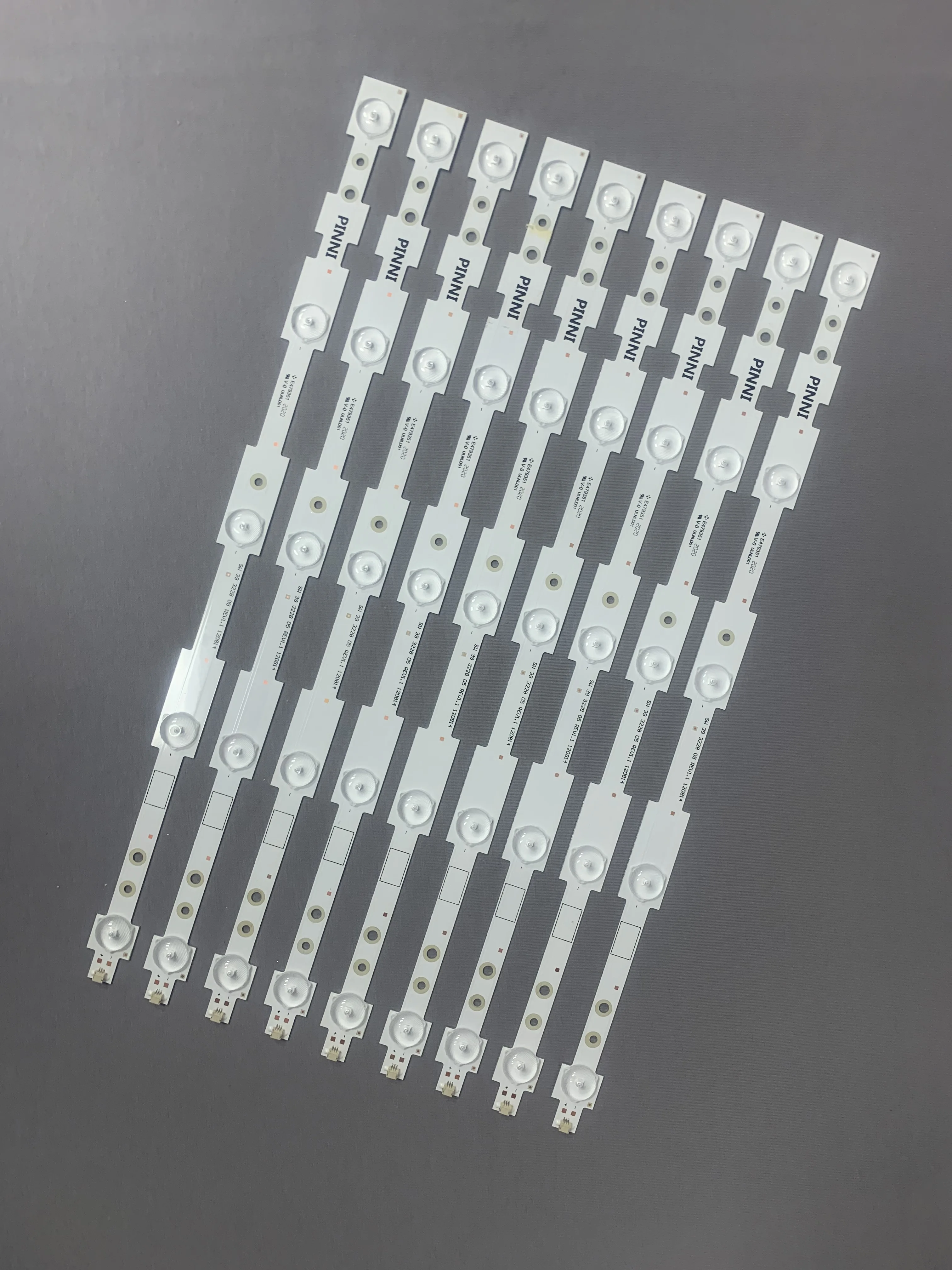 TV LED light SW 39 3228 05 rev1.1 | Электронные компоненты и принадлежности