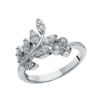 

Silver ring with cubic zirconia sunlight sample 925