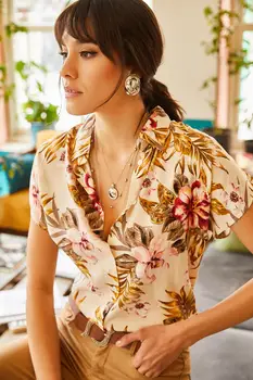 

Ola Women Big-Leaf Bat Viscose Shirt GML-19000615