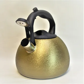 

KETTLE WITH WHISTLE. VOLUME 3 L.