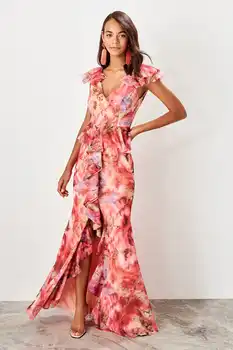 

Trendyol Flower Print Tulle Evening Dress TPRSS19BB0409