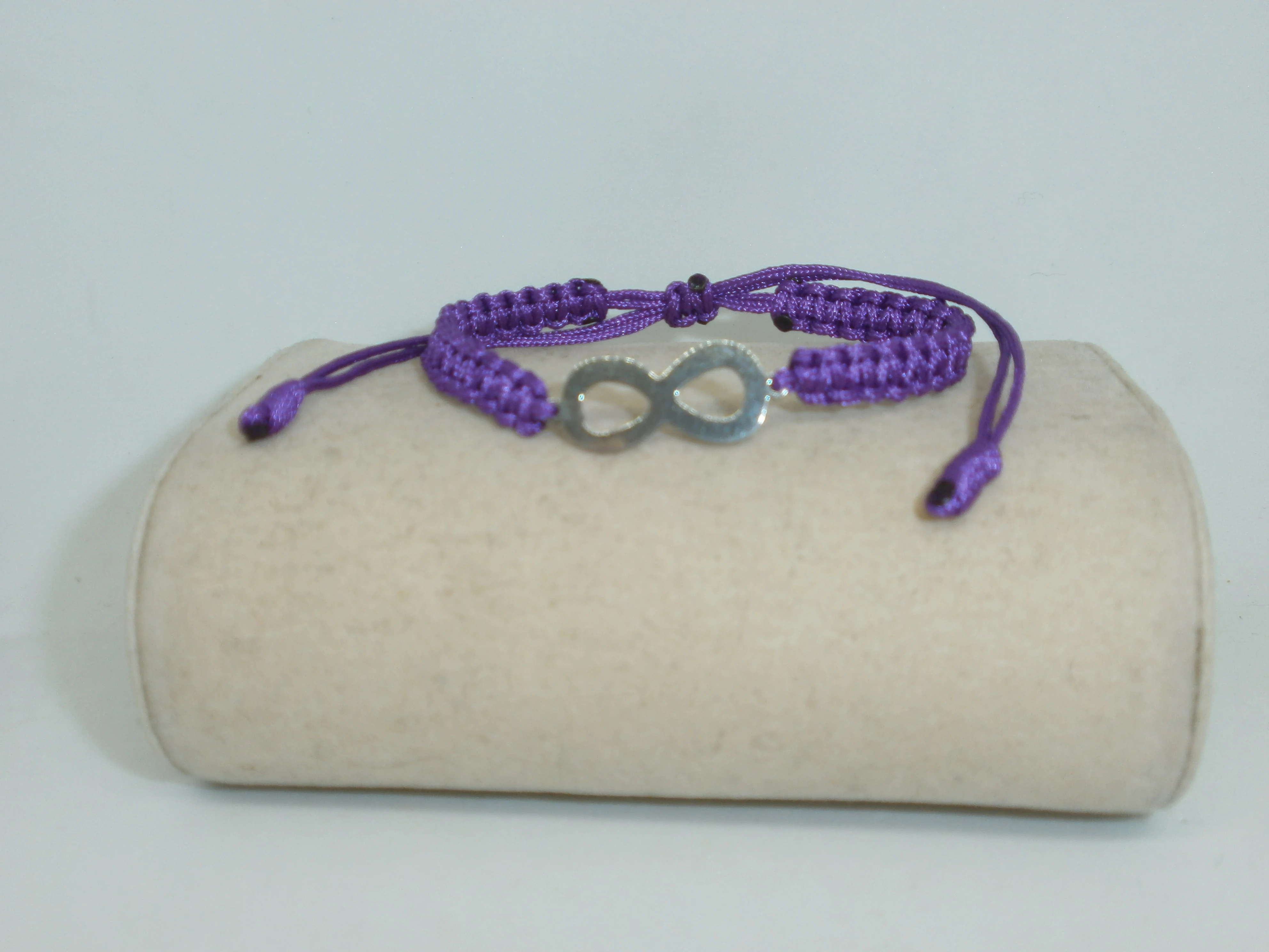 Love infinity friendship bracelet in stainless steel with purple - Main Image