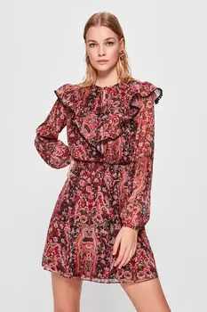 

Trendyol Frilly Dress TWOAW20EL1798