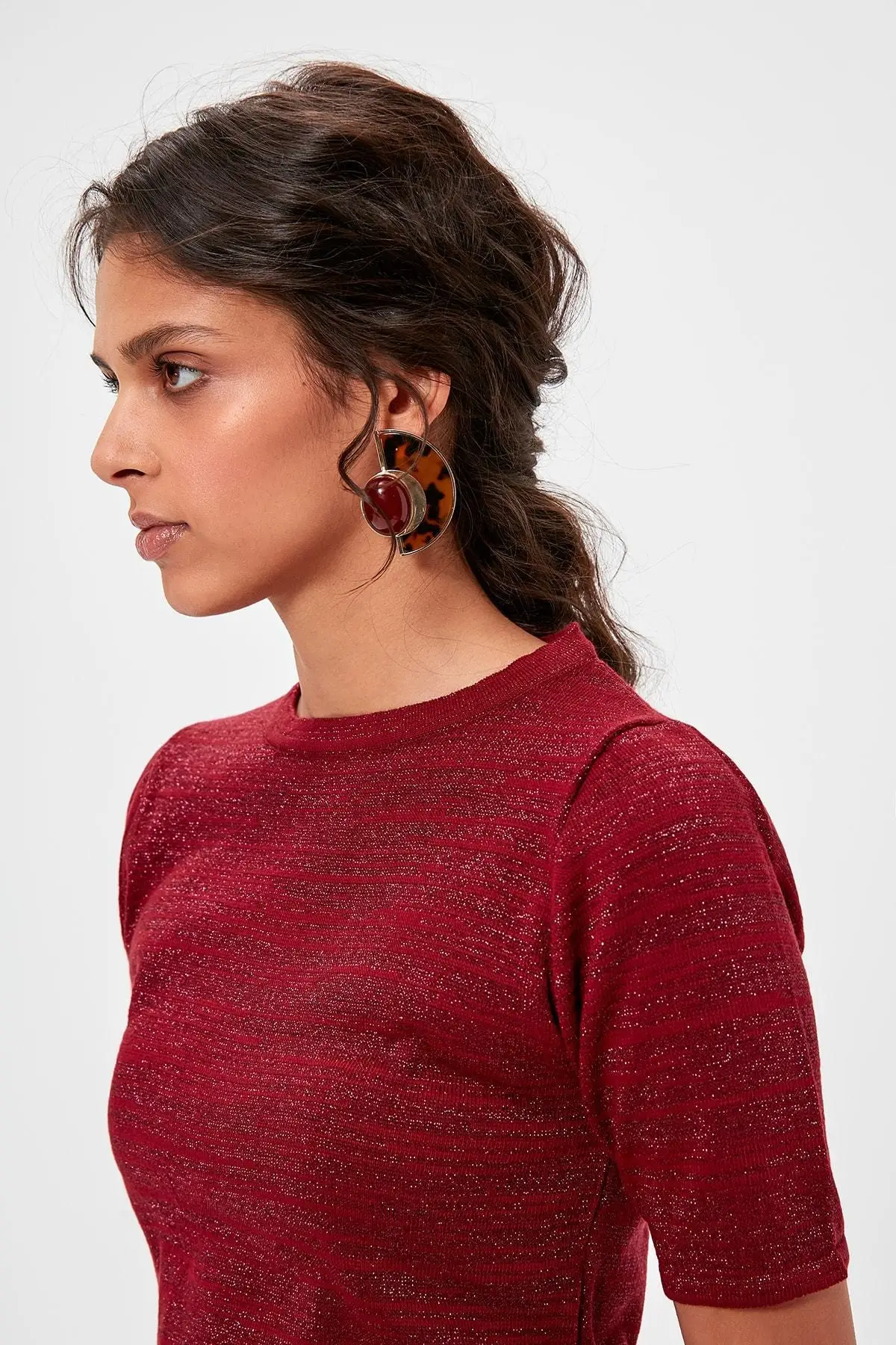 Trendyol бордовая Серебристая трикотажная блузка с короткими рукавами TWOAW20BZ0741