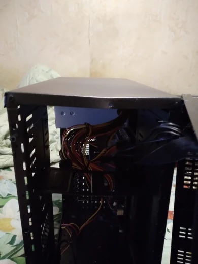 Отзыв о товаре Funhouse игровой пк, планшетофон, A8 7680, настольный APU R7 GPU D3 8G RAM 120G SSD/500G HDD, по сравнению со стандартным высокопроизводительным ПК от пользователя R***a