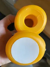 Casco de viento roto de pato amarillo pequeño, accesorios bonitos para coche Interior, Ola de viento rota, adorno de coche de pato, decoración de ciclismo