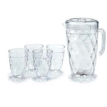 

Clear jug with 4 glasses