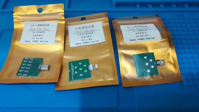 Отзыв о товаре Гибкая док-станция Micro USB для iPhone 6, 7, 8, Android, U2 от пользователя A***s
