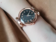 Relojes de pulsera de lujo para mujer, con cielo estrellado, hebilla magnética, de cuarzo, Superficie geométrica, pulsera luminosa