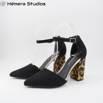 

Shoes with pointed Leopard Print high-heeled in black Red mustard pink