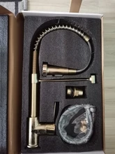 Senlesen-grifo de latón con acabado dorado y resorte, caño giratorio, mezclador de agua caliente y fría para lavabo de tocador de un solo mango