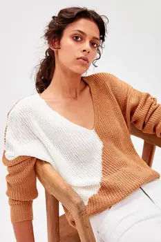 

Trendyol Camel Color Block Sweater TWOAW20KZ0117