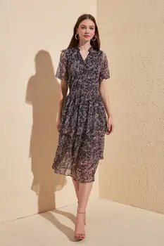 

Trendyol Multicolour Pattern Tulle Knit Dress TWOSS20EL1106