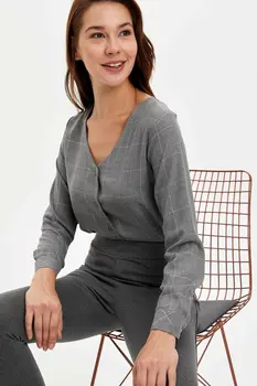 

DeFacto Woman V-neck Long Sleeve White Shirt Women Elegant Chiffon Blouse OL Lady Dailywear Blouse Top Cloth-M0036AZ19AU