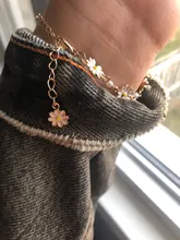 De moda blanco suave flores pulseras personalidad perla Metal minimalista crisantemo pulsera para Mujer Accesorios de la joyería