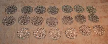 20 unids/lote 25mm hueco de cobre de pluma de pavo real flores envolturas de filigrana conectores encanto resultados para joyería hacer componentes