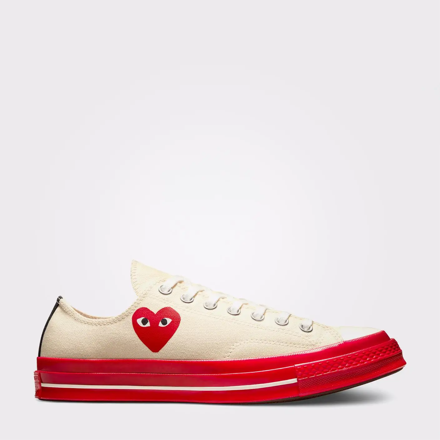 PLAY Chuck 70 