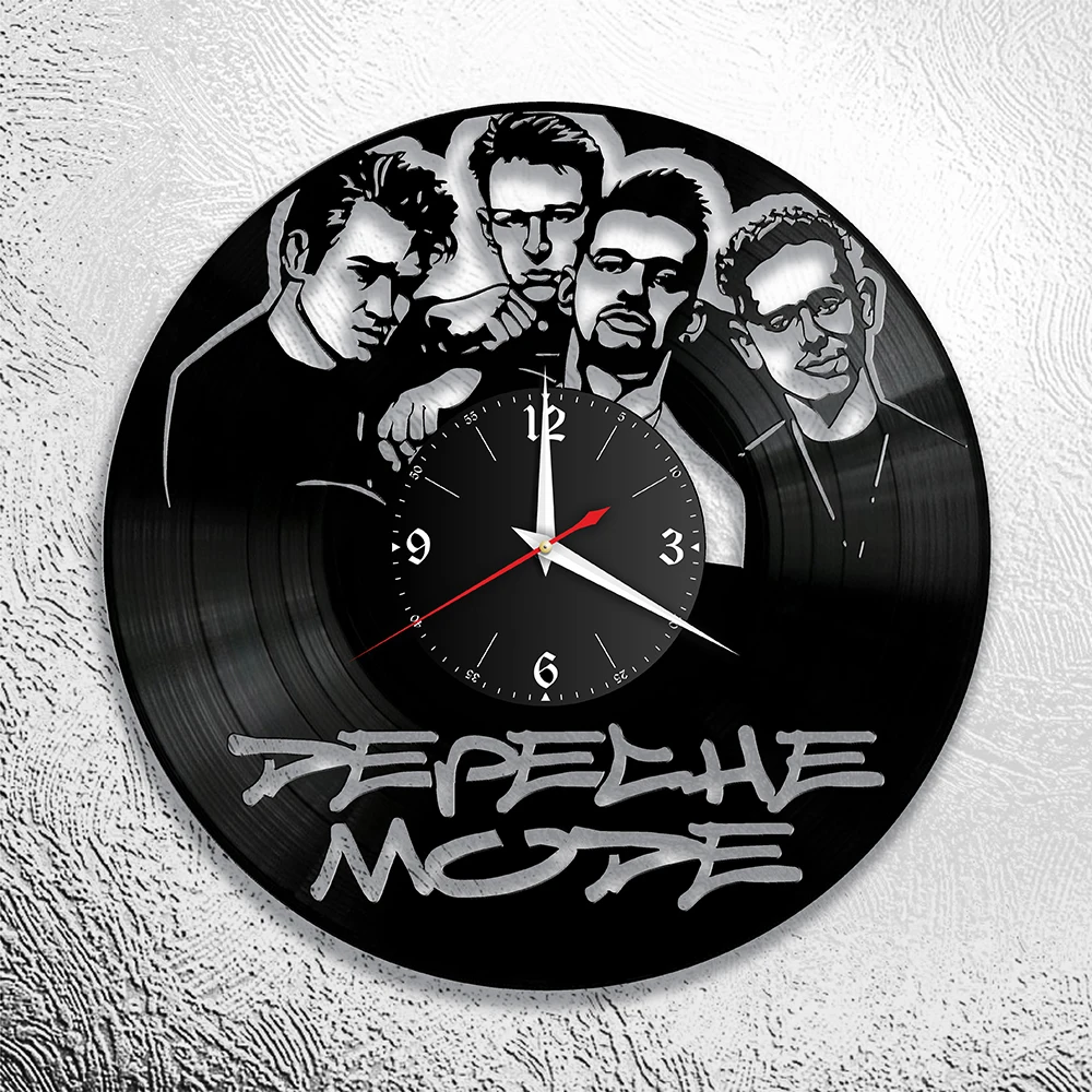 Un orologio con il cinturino Depeche Mode da un disco in vinile, un  orologio con il cinturino Depeche Mode, un orologio da parete con il  cinturino Depeche Mode, un orologio da record