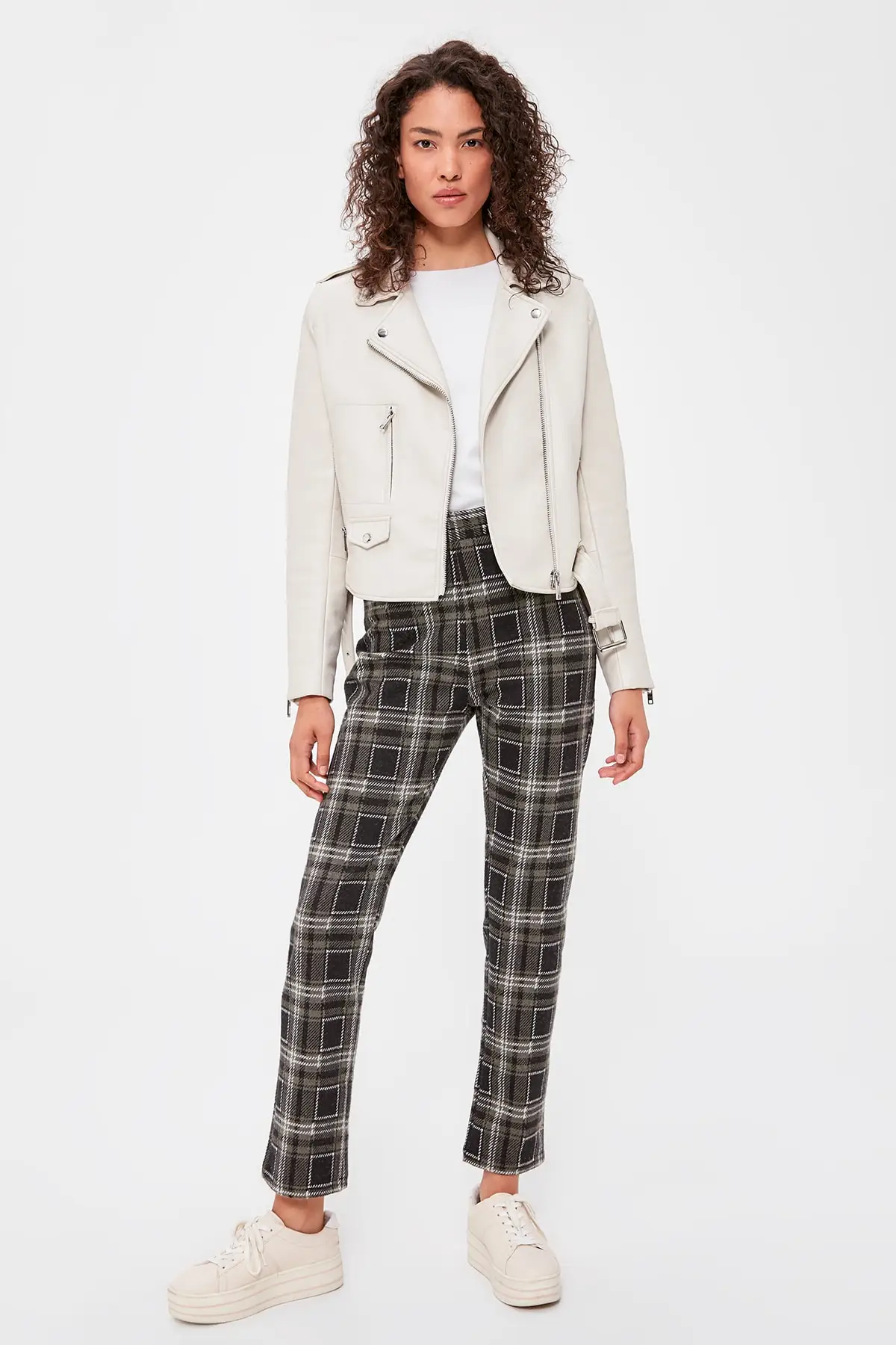 Trendyol клетчатые трикотажные брюки TWOAW20PL0255