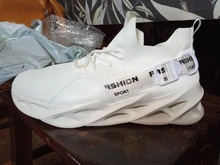 Zapatillas deportivas transpirables de malla para hombre y mujer, calzado ligero y suave y grueso con agujeros para parejas