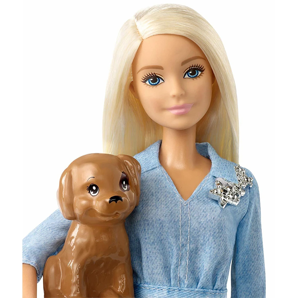 Куклы Barbie Барби и Кен на прогулке со щенком