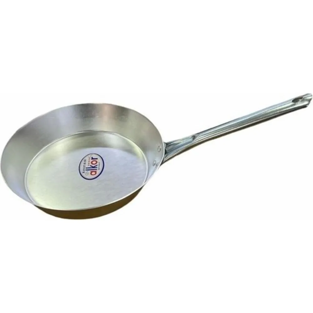 

Alkor Aluminum Pan 30cm 1 piece aluminum pan with one handle 1. quality material Aluminum pan suitable for use on fire and stove