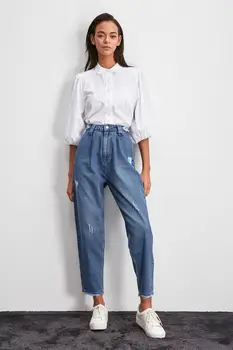 

Trendyol Ripped Detailed High Bel Mom Jeans TWOAW20JE0423