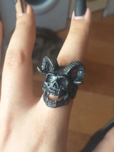 Anillo de acero inoxidable gótico Vintage para hombre, anillo de calavera para hombre, anillo con grabado de motocicleta, accesorios de joyería