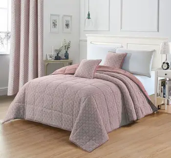 

Jacquard bedspread 240x270 cm with plain weave glossy. Bed 135 and 150. Double. Quilt bed marriage. Chenille Sun